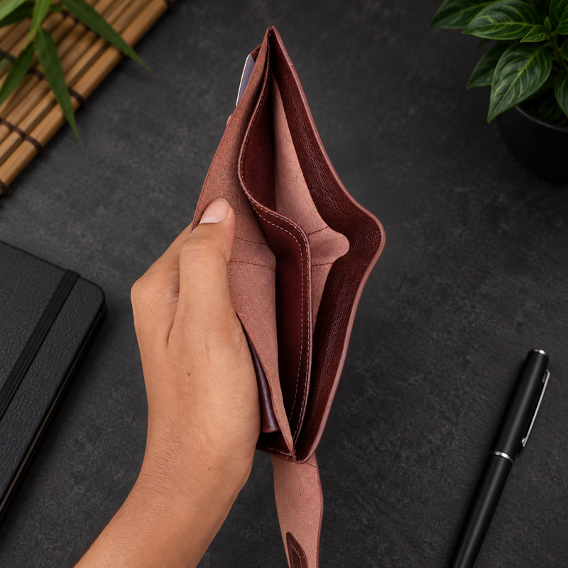 Magnetra Bifold Leather Wallet MW10